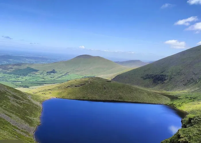 Riverside 度假居 *